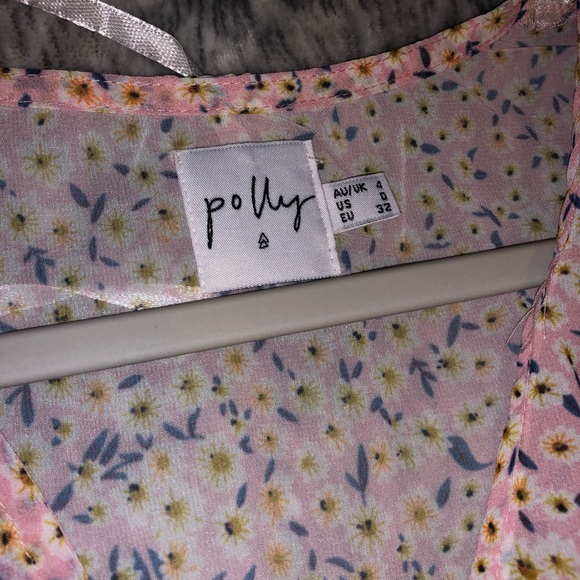 princess polly cropped silk blouse. - Picture 2 of 3